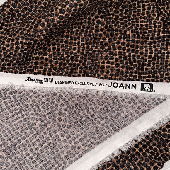 Keepsake CALICO Cotton Quilt Fabric Brown Black Tan Spotted Animal Print - Picture 3 of 4